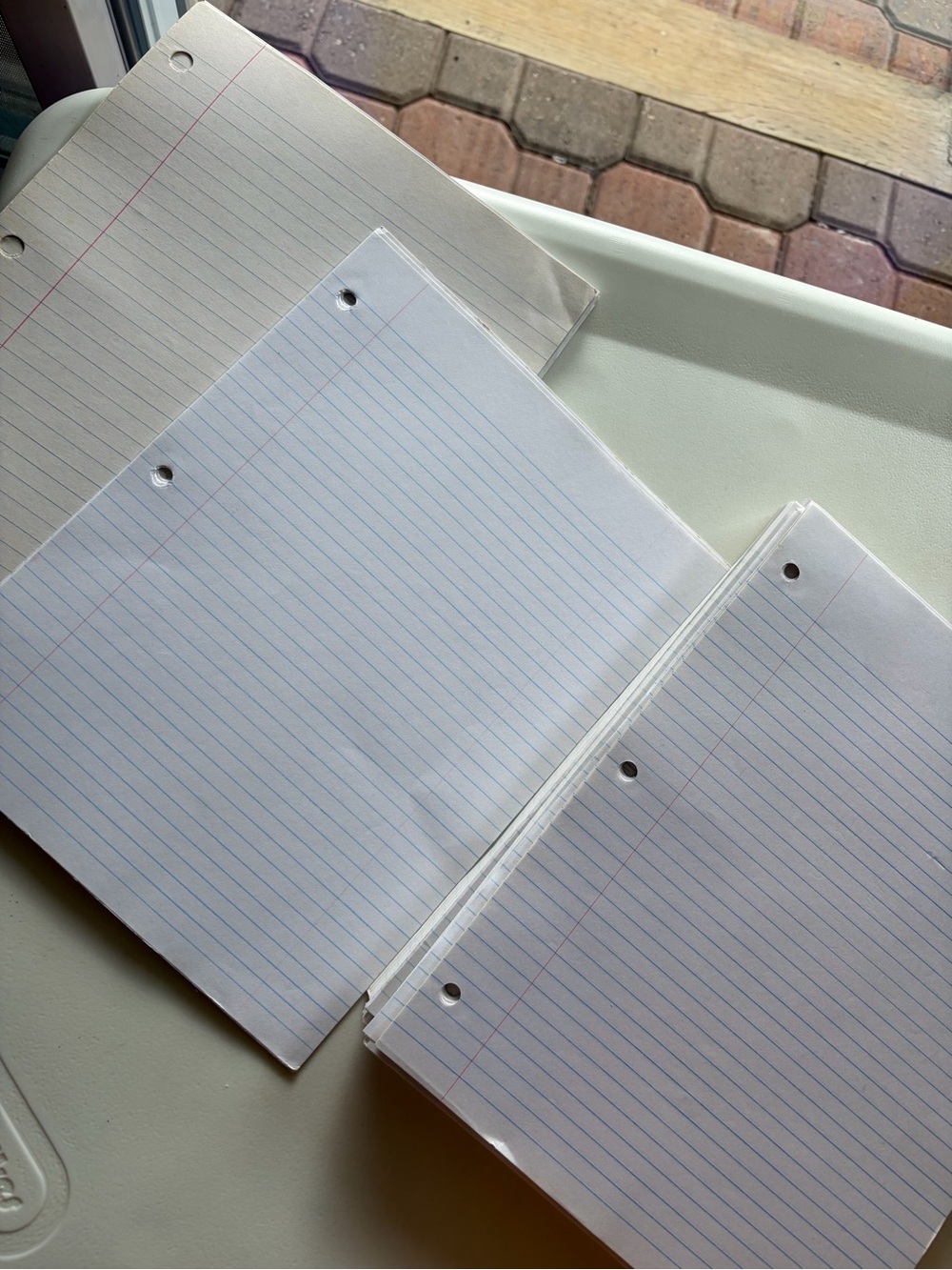 Large Stack of Loose Leaf Wide Ruled Notebook Paper